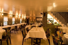 Long Island Fine Dining Restaurant “The Living Room” Joins SPE Certified!